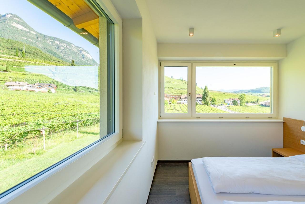 Roesslhof Bed & Breakfast Caldaro Exterior photo