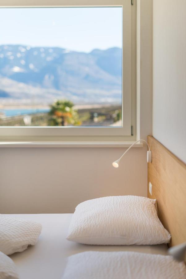 Roesslhof Bed & Breakfast Caldaro Exterior photo